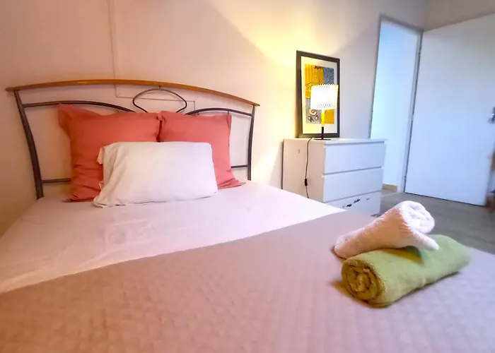 Duplex Atypique Centre Historique Єр