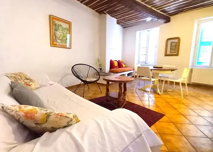 Апартаменти Duplex Atypique Centre Historique